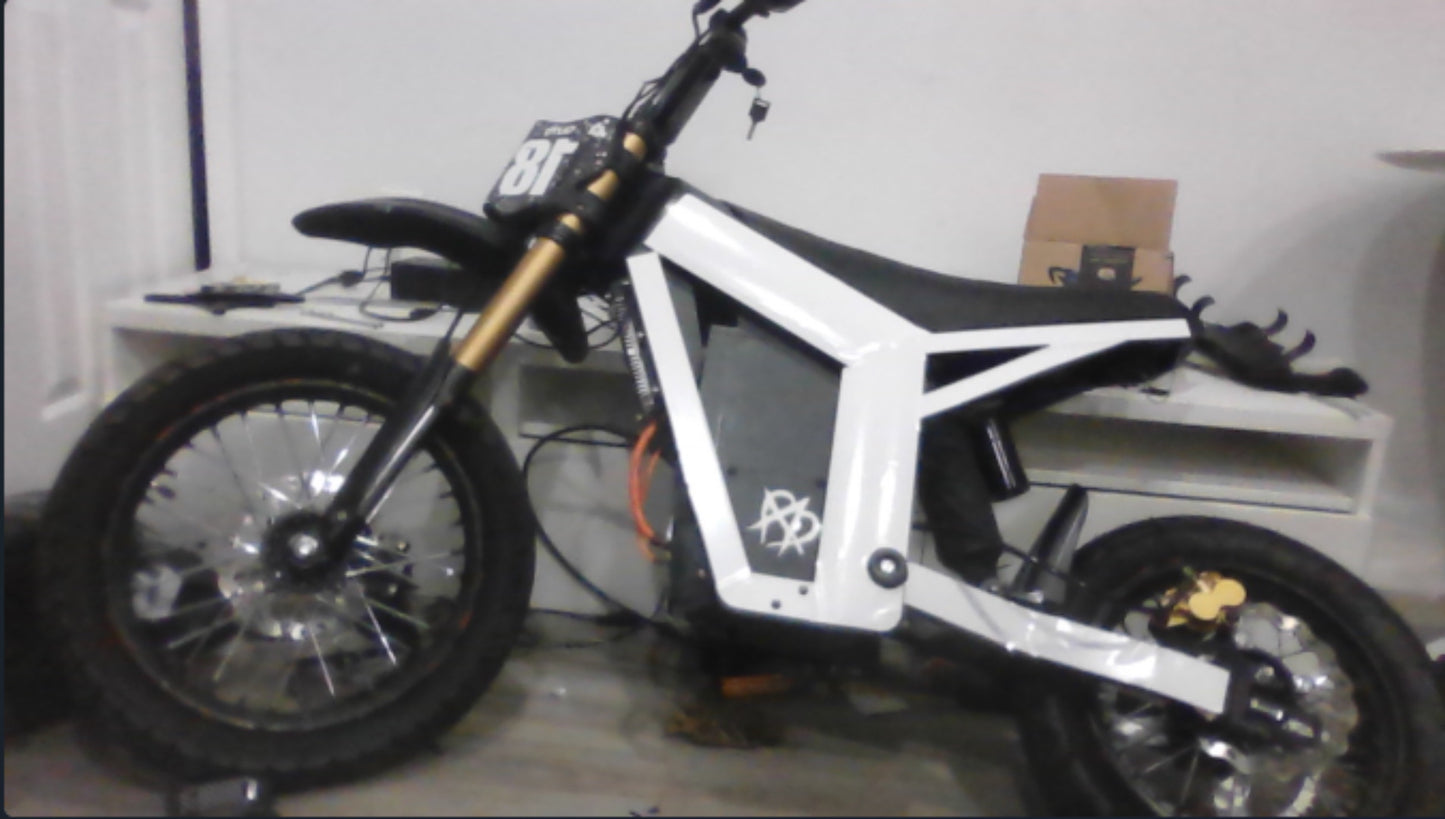 Tuttio Frame Graphics(PREORDER)